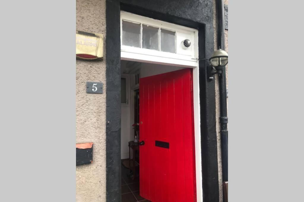 אלכסנדריה One Bedroom Flat On The Banks Of Loch Lomond מראה חיצוני תמונה
